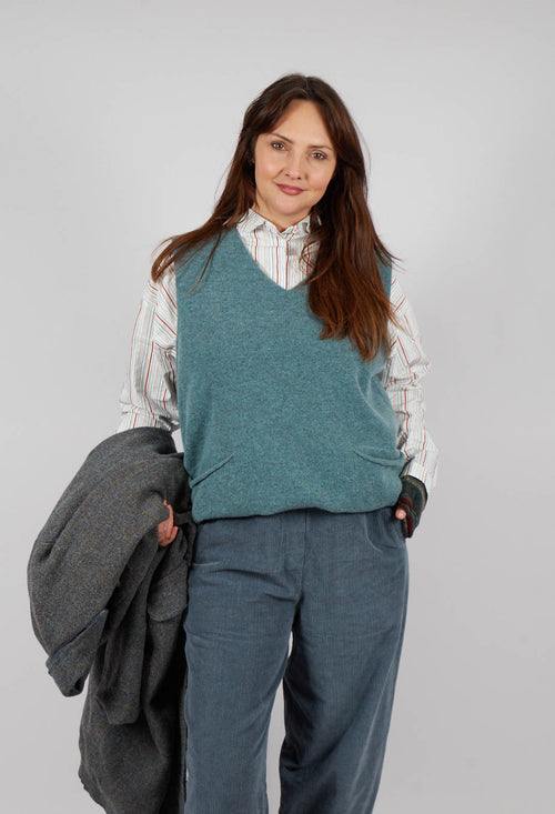 Corry V-Neck Tank Top in Caspian