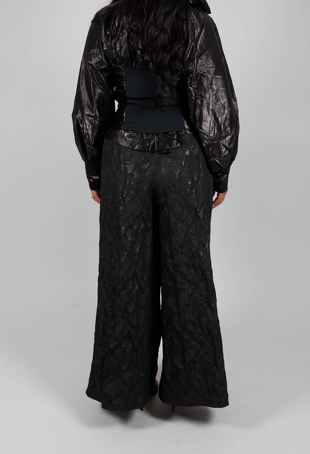 Wide Leg Textured Trousers in Black
