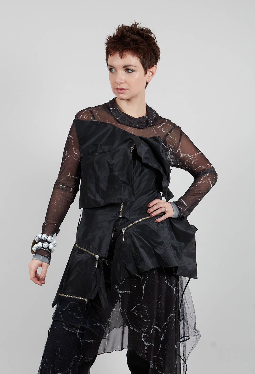 DATA Top in Black