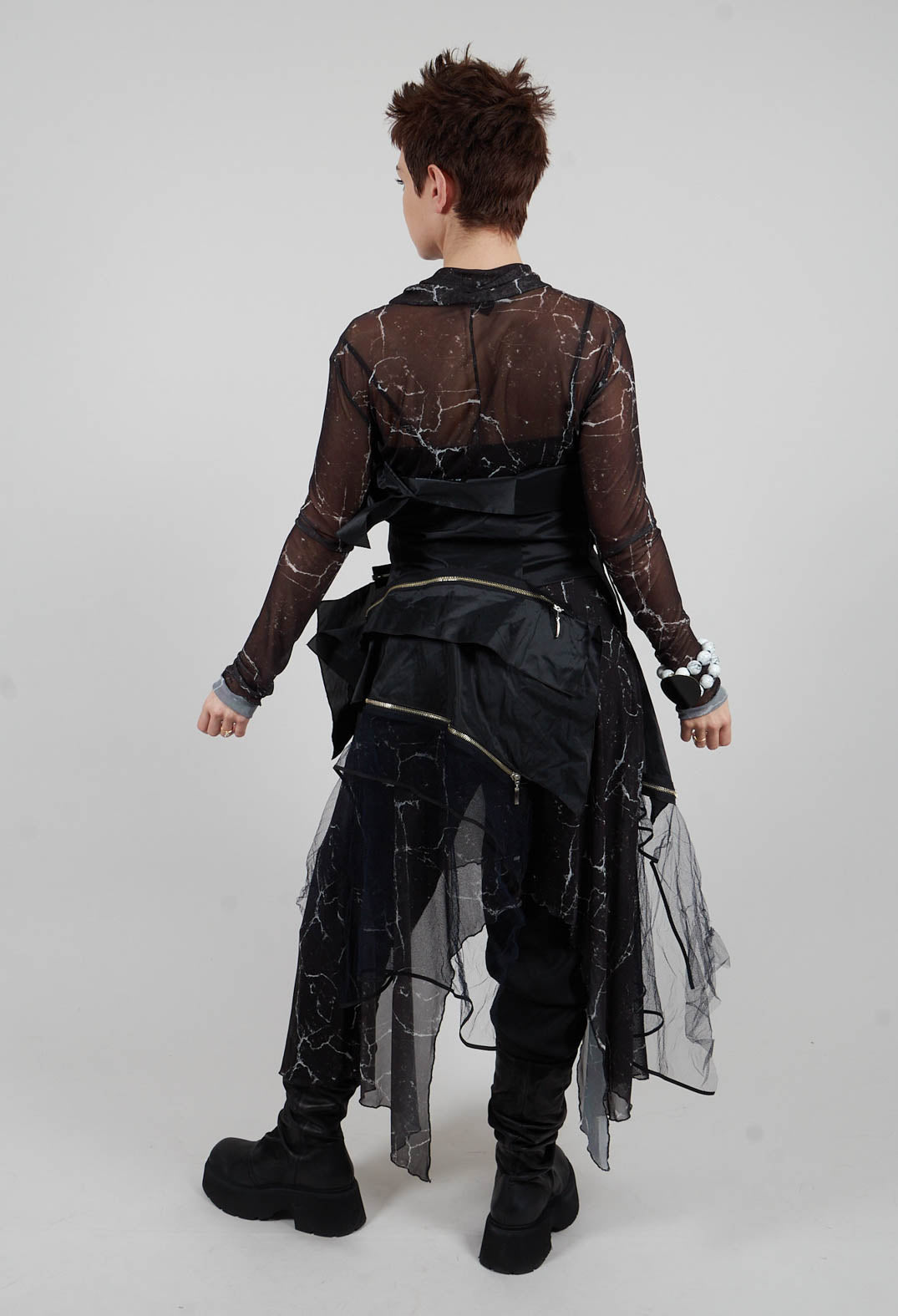 DATA Top in Black