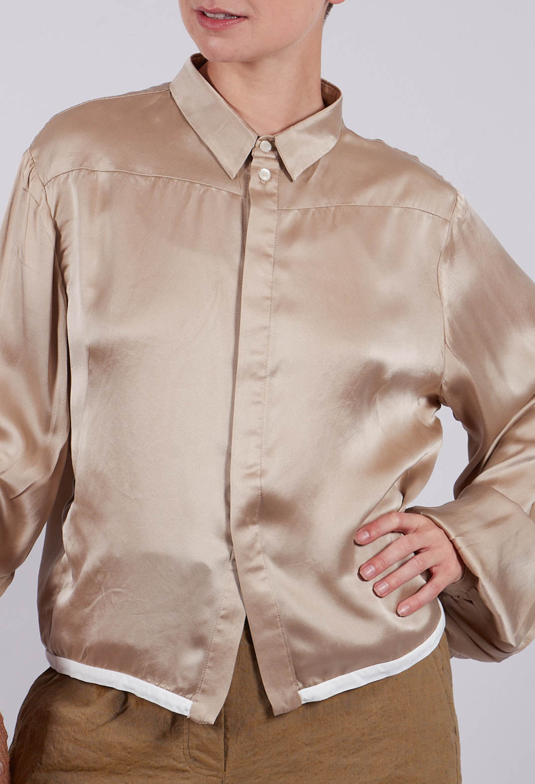 Contrasting Hem Shirt in Gold
