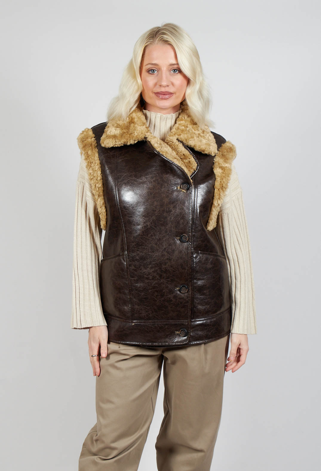 Urban Code Choc Crackle Reversible Gillet with Faux Fur/Suede