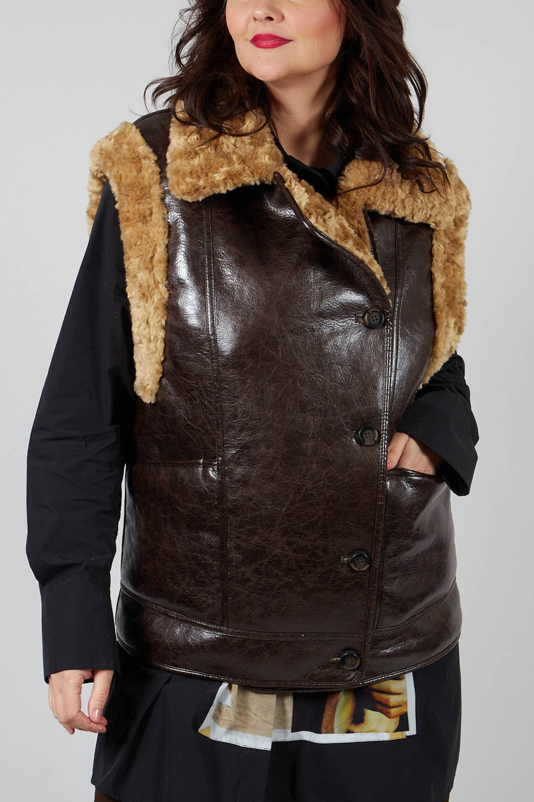 Urban Code Choc Crackle Reversible Gillet with Faux Fur/Suede