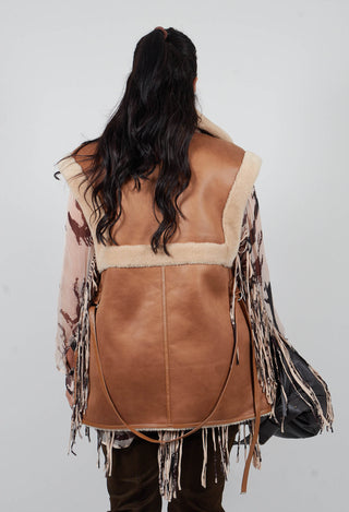 Reversible Gillet with Contrasting Faux Fur and Suede in Camel and Cream
