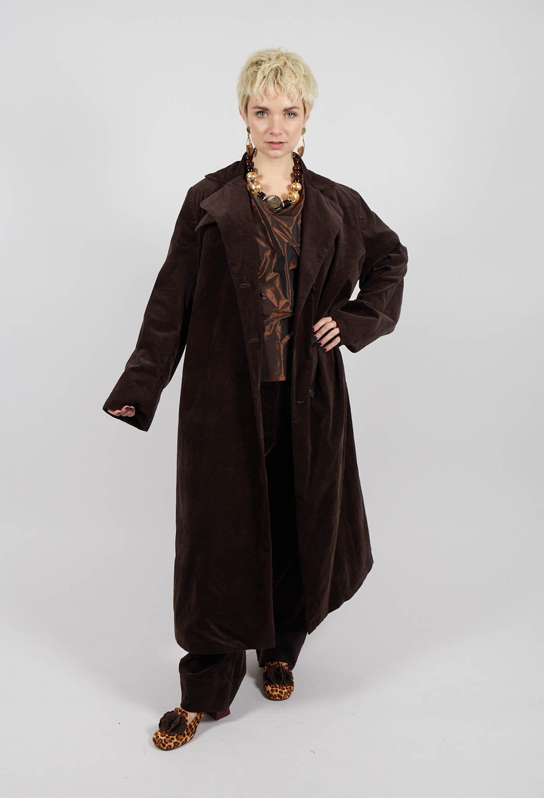 Velvet Straight Leg Trousers in Chocolate