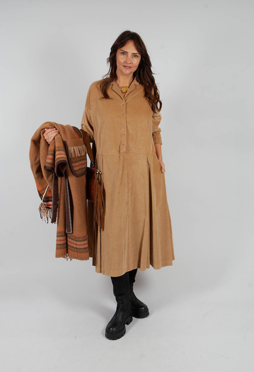 Tailored Collar Dress V in Sugar