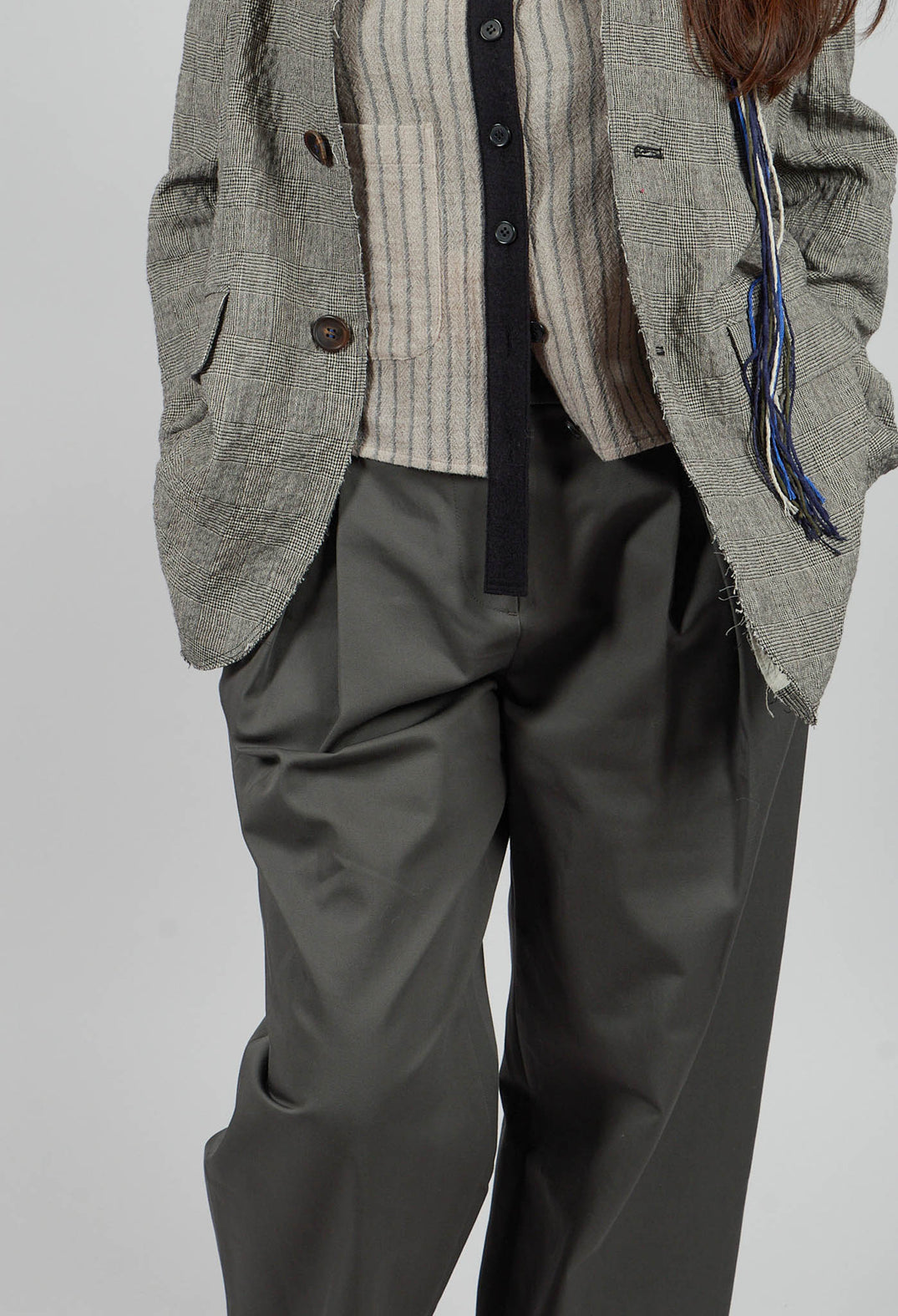 Contrast Hem Cotton Trousers in Grey