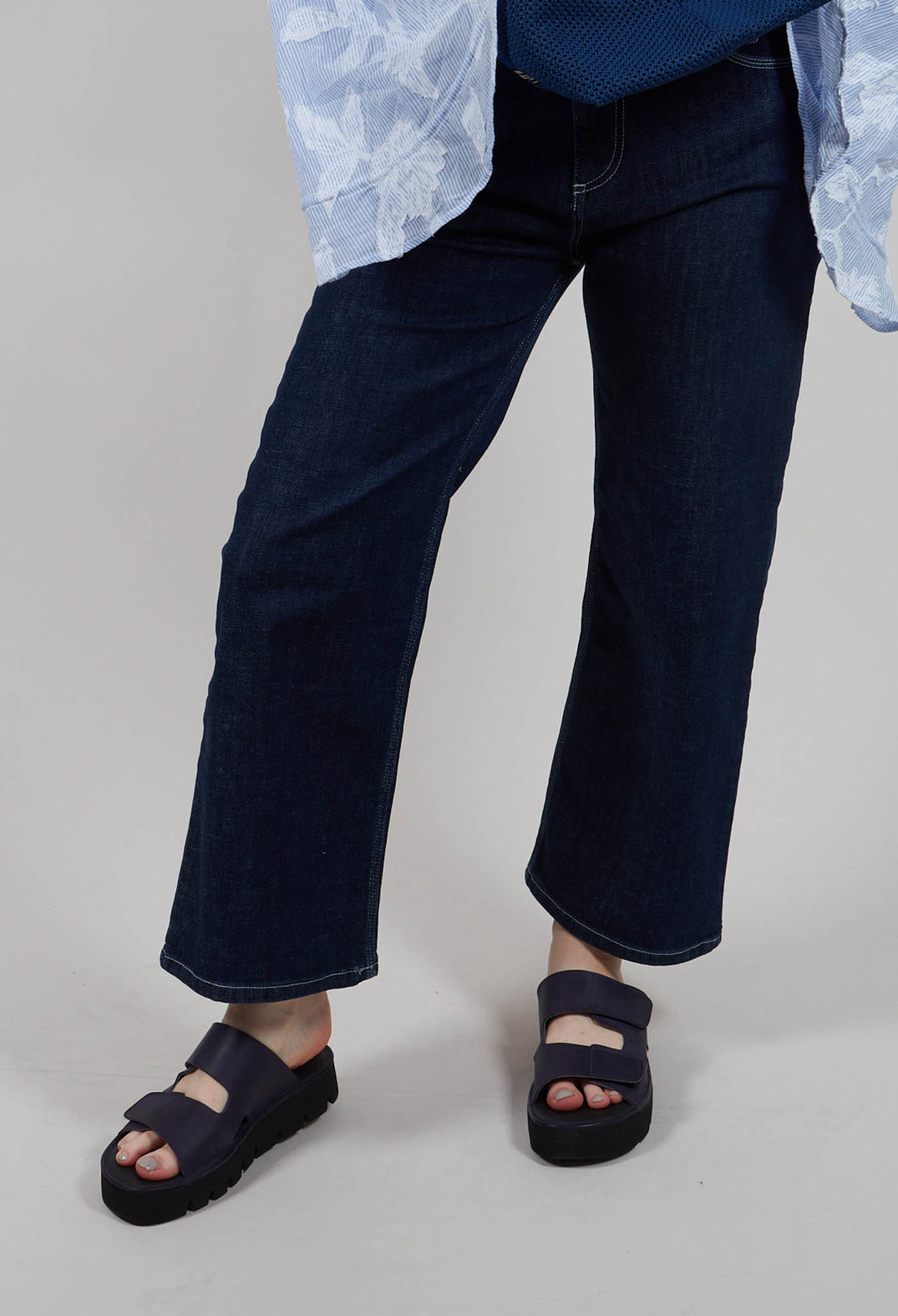 Agnes Jeans in Blue Denim