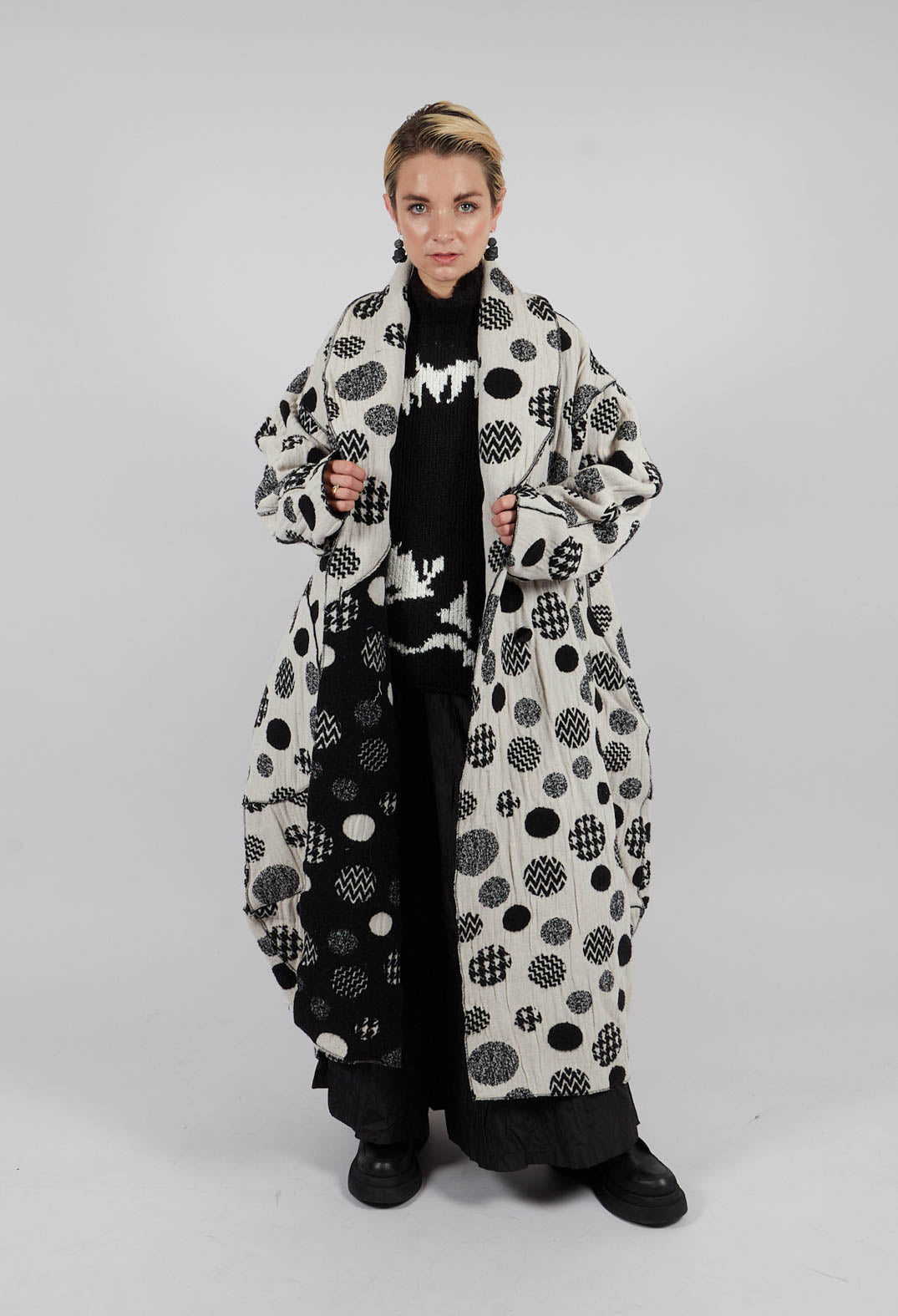 Iggy Jumper in Black