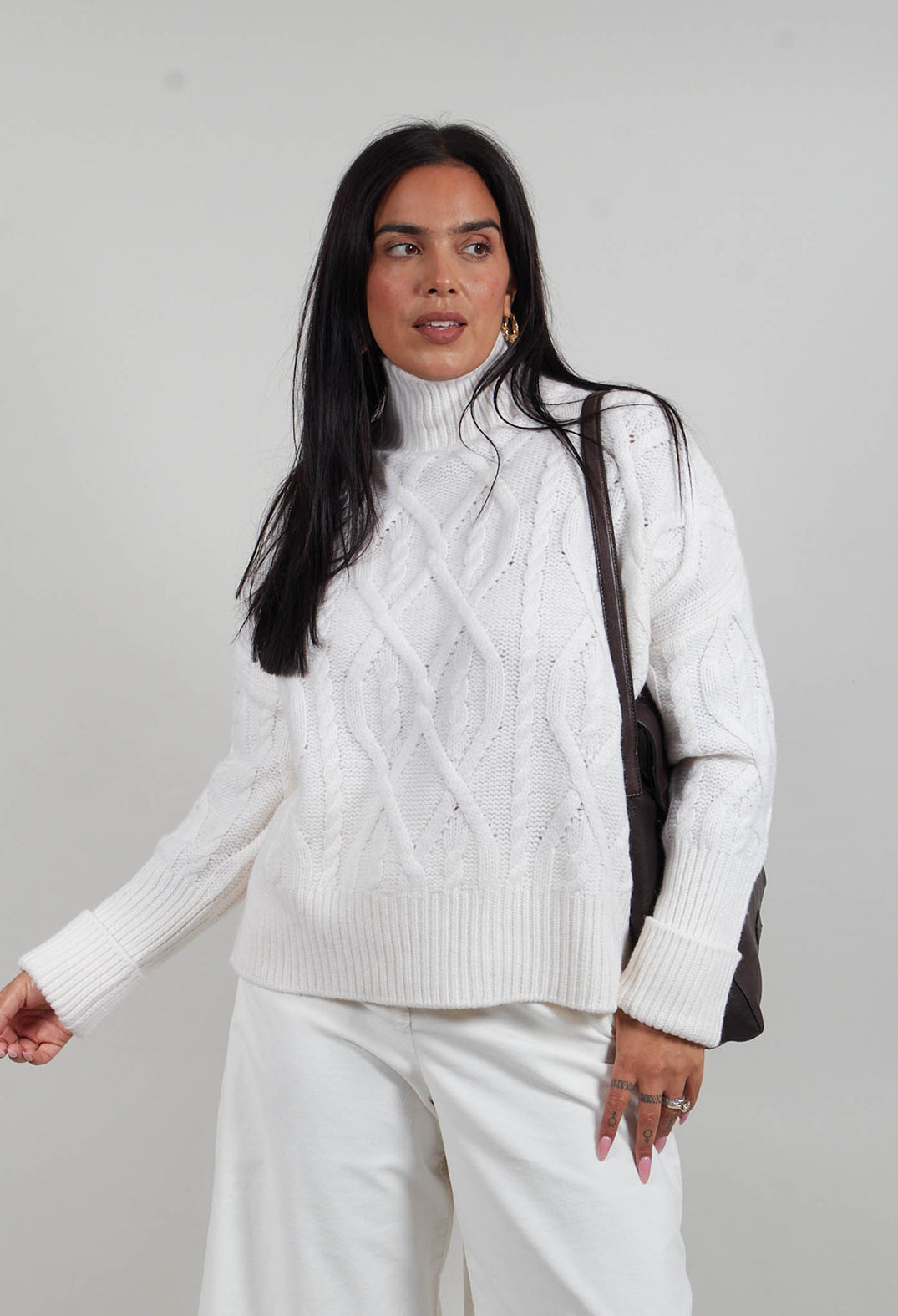 Chunky Cable Knit Jumper in Pearl