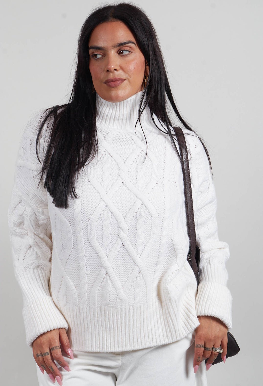 Chunky Cable Knit Jumper in Pearl