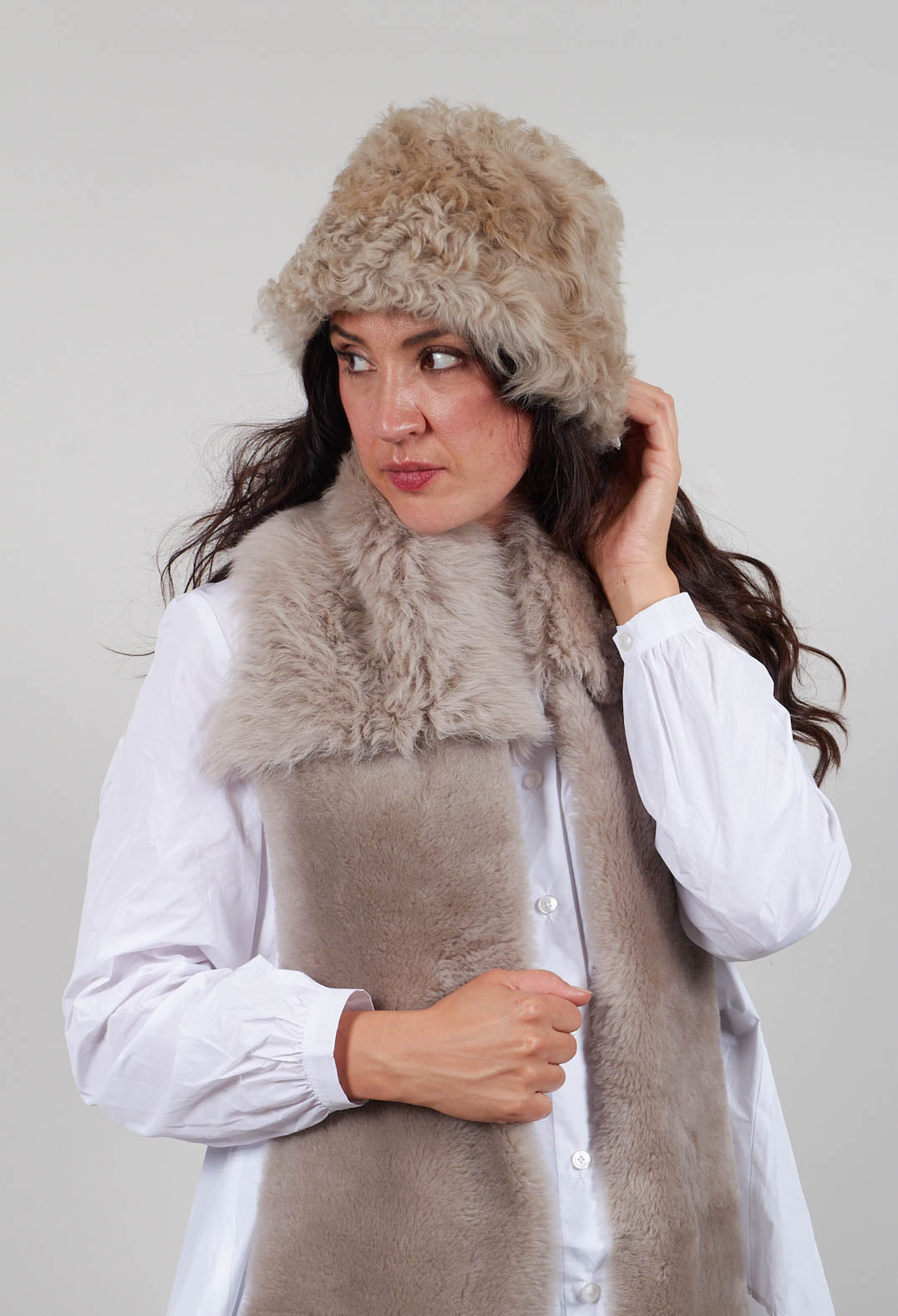 Shearling Bucket Hat in Sandstone