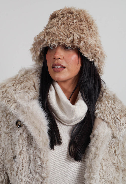 Shearling Bucket Hat in Amber