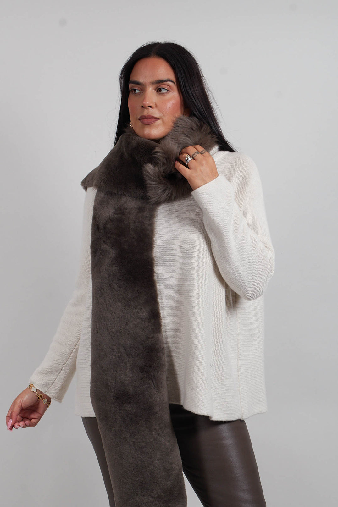 Shearling Merino Toscana Scarf in Flint