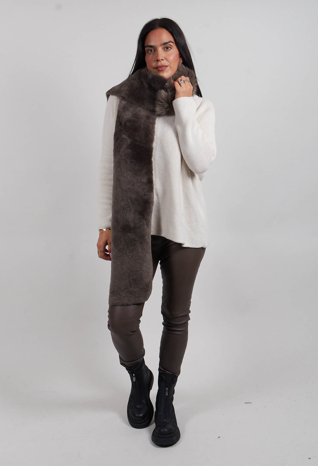 Shearling Merino Toscana Scarf in Flint