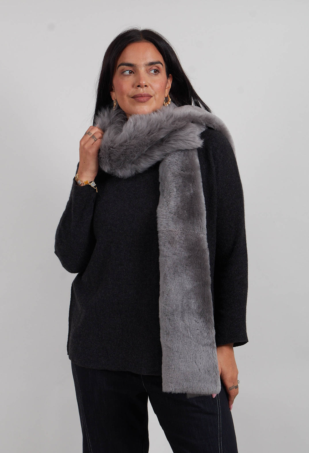 Shearling Merino Toscana Scarf in Silver