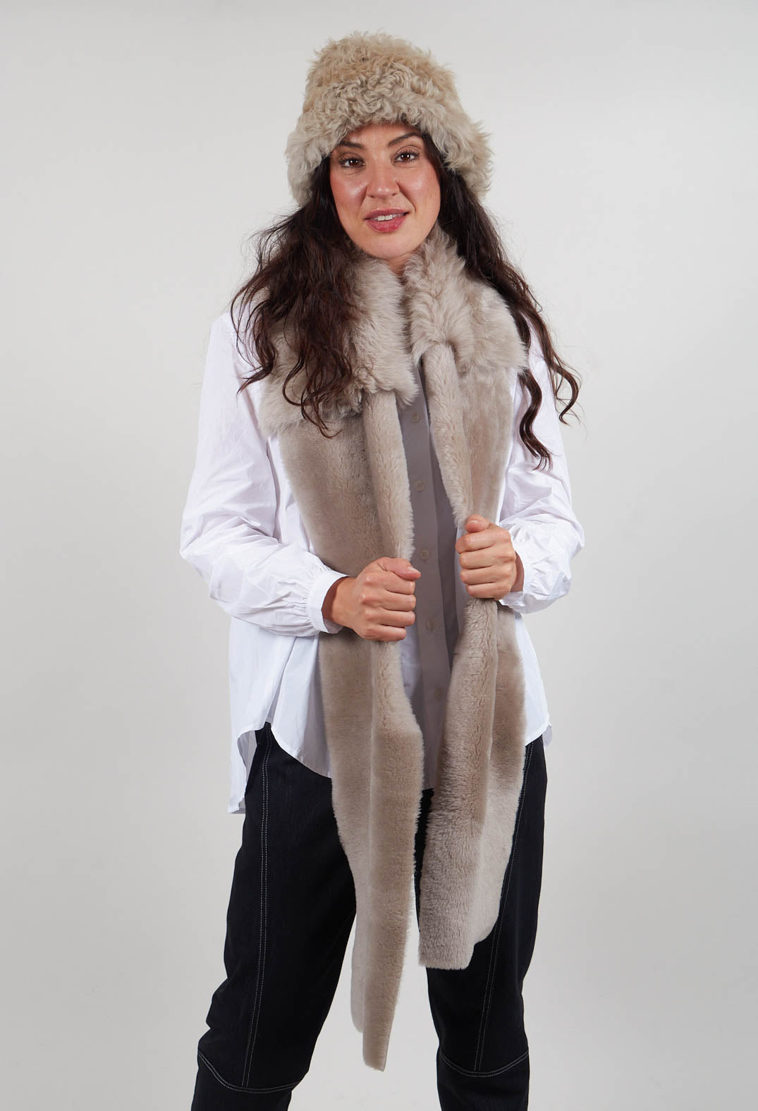 Shearling Merino Toscana Scarf in Sandstone
