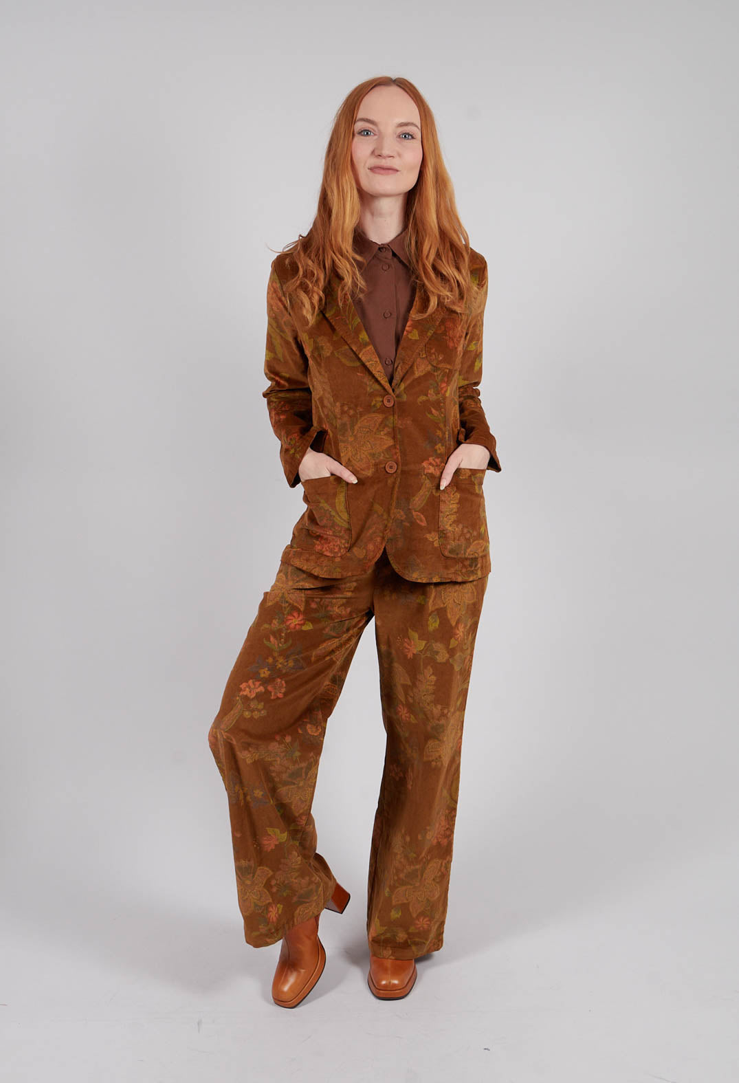 Floral Velvet Blazer in Tabacco