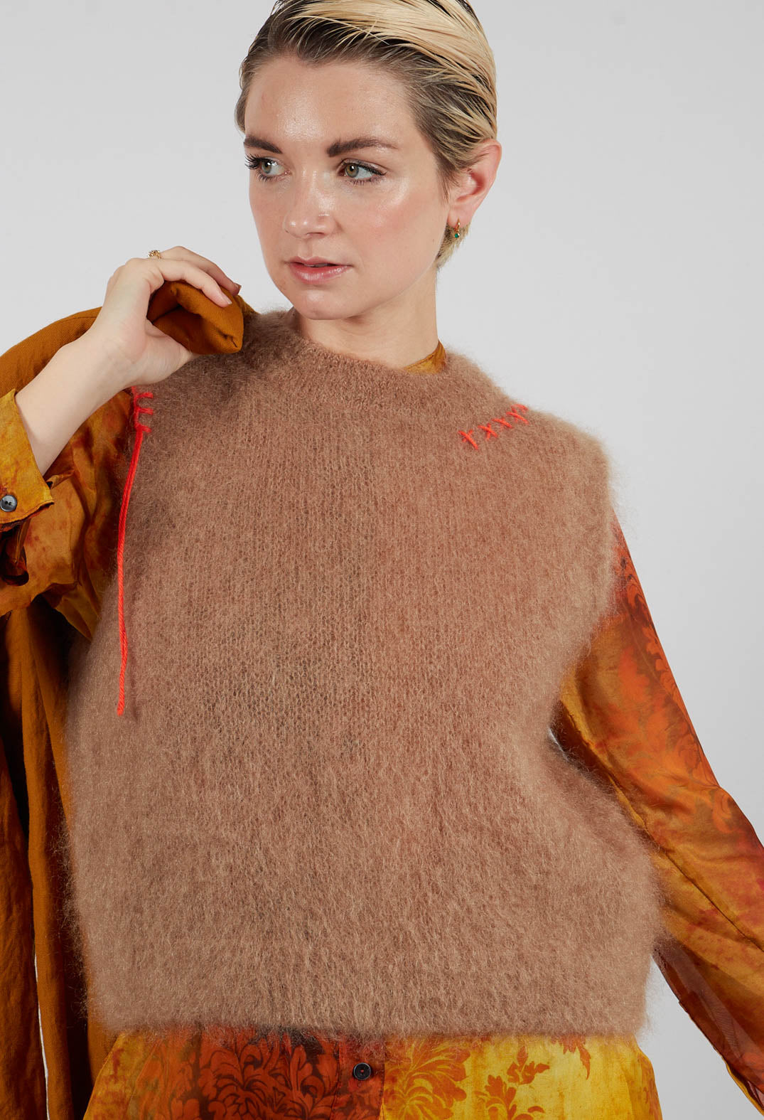 Knitted Vest in Caramello