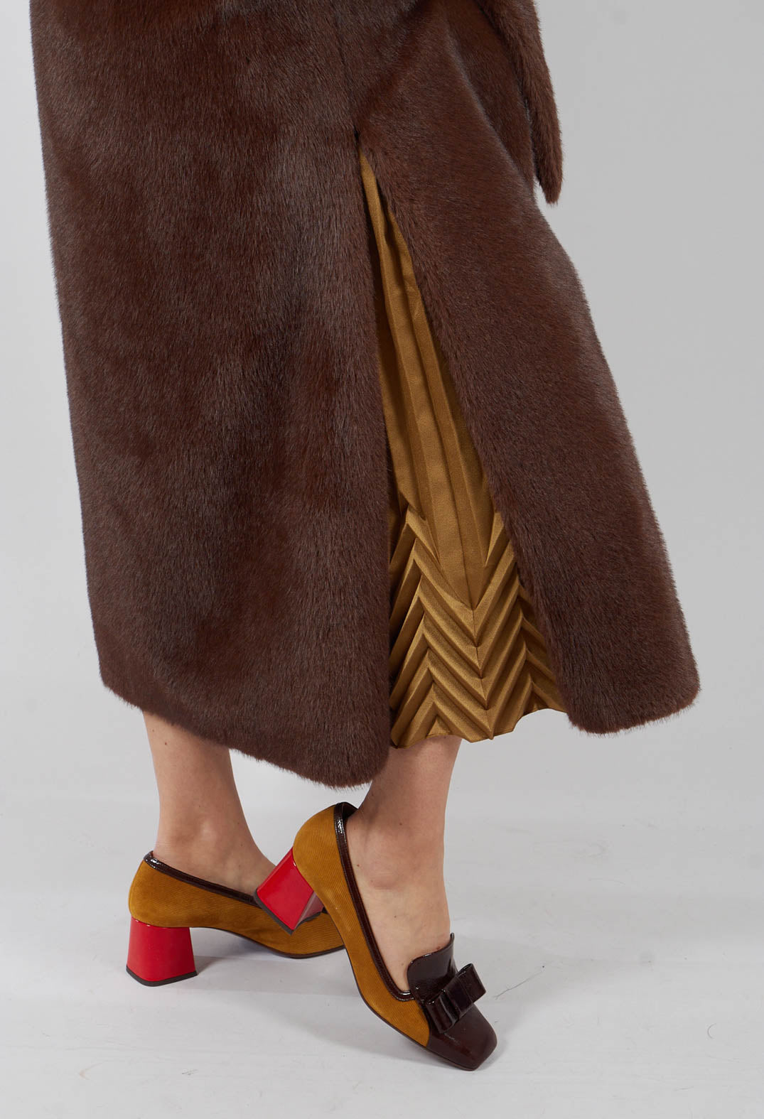 Longline Faux Fur Coat in Chocolate