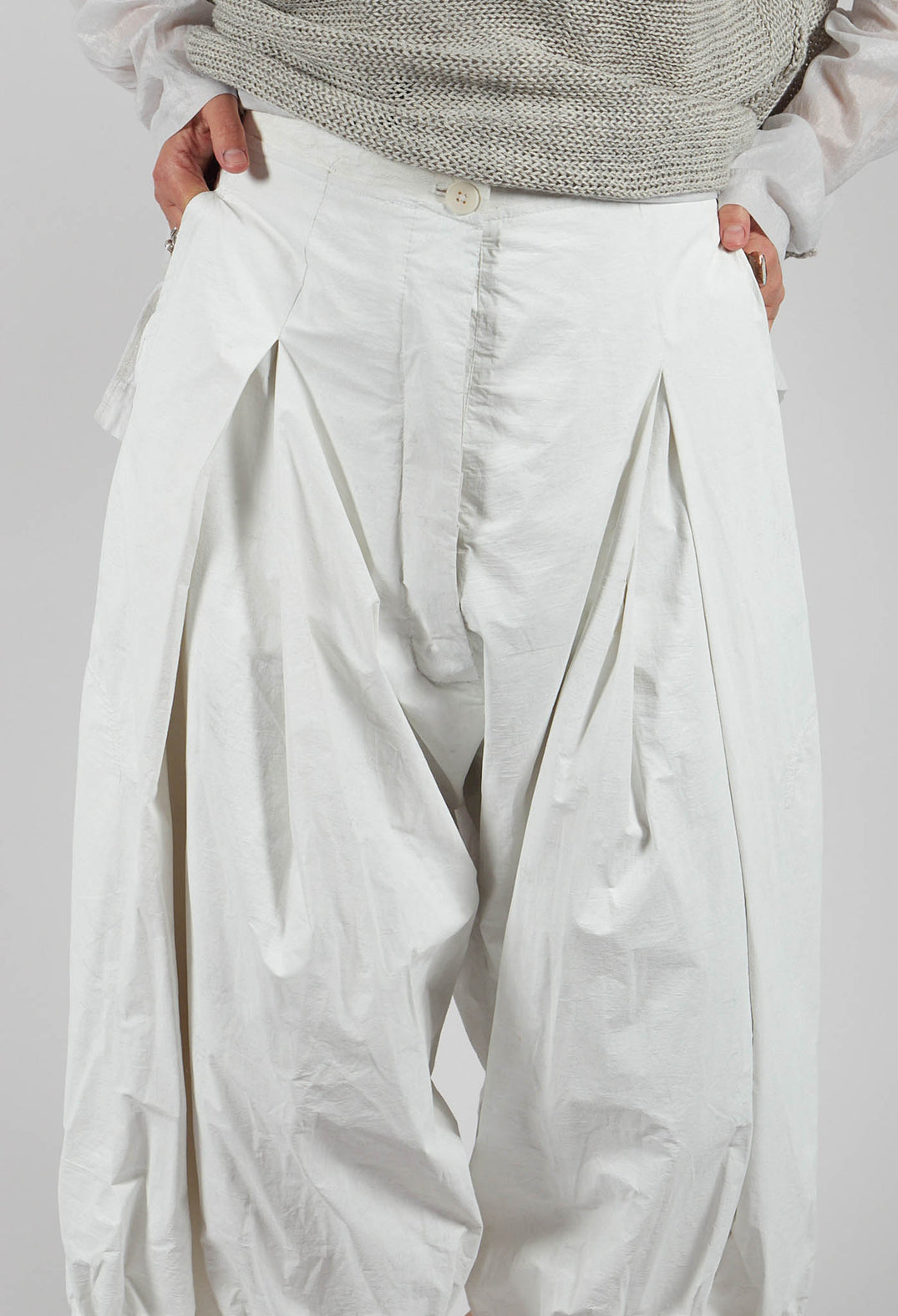 Pleat Front Trousers in Starwhite Brush