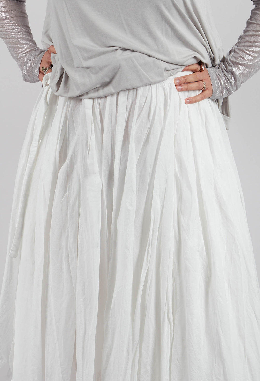 Pleated Skirt in Starwhite