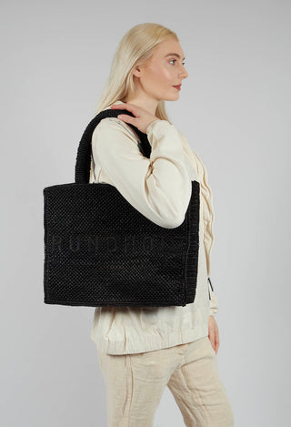 Medium Raffia in Black