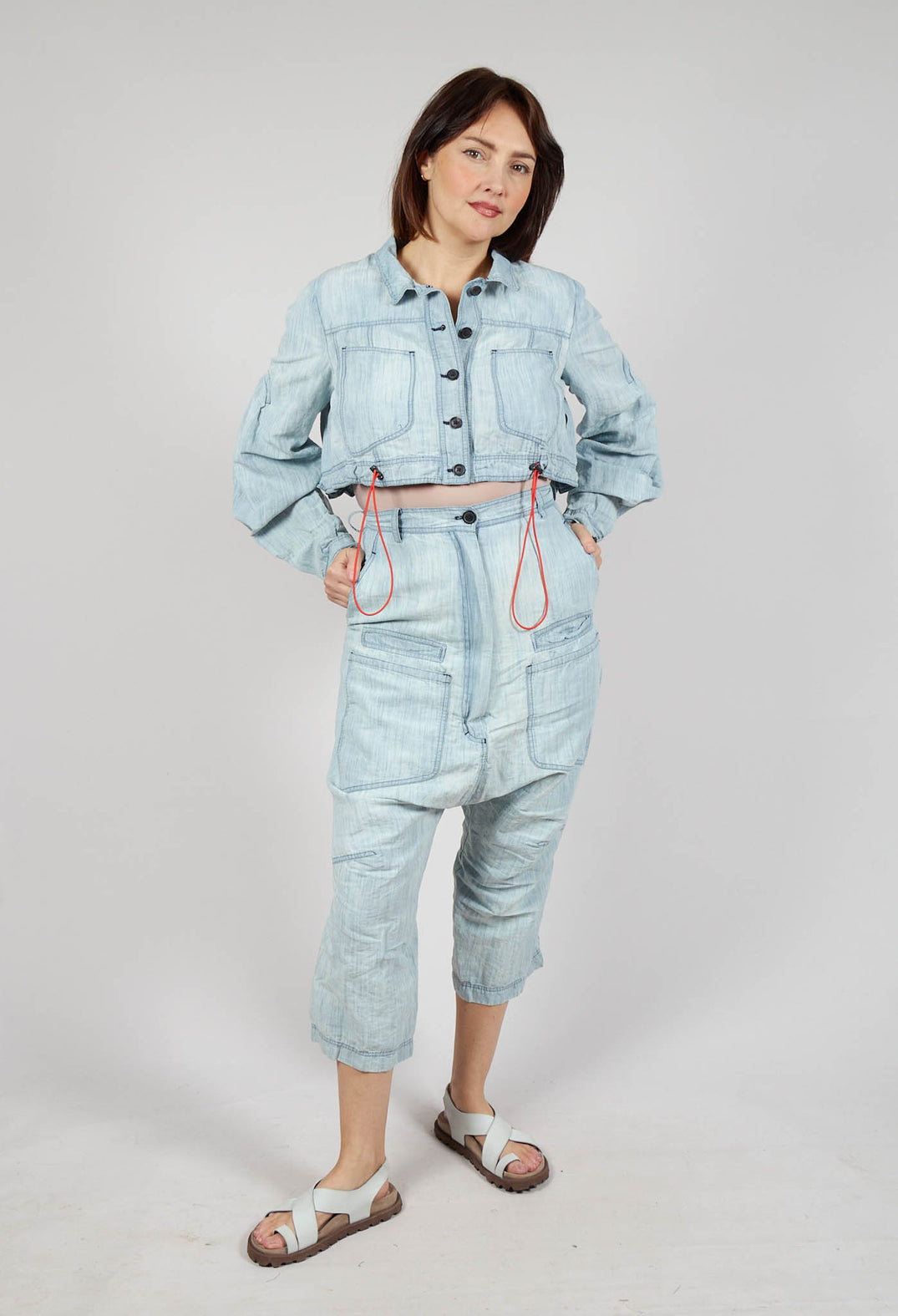 Drop-Crotch Straight Leg Jeans in Semibleach