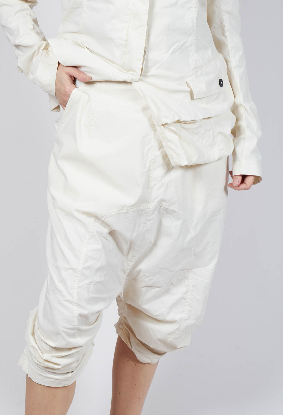Gathered Hem Cropped Trousers in Greige