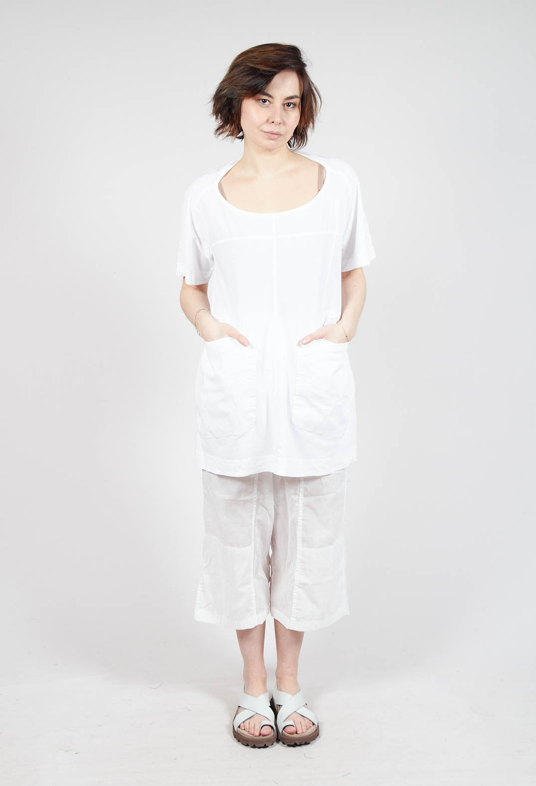 Longline T-Shirt with Front Patch Pockets in Semi Bleach
