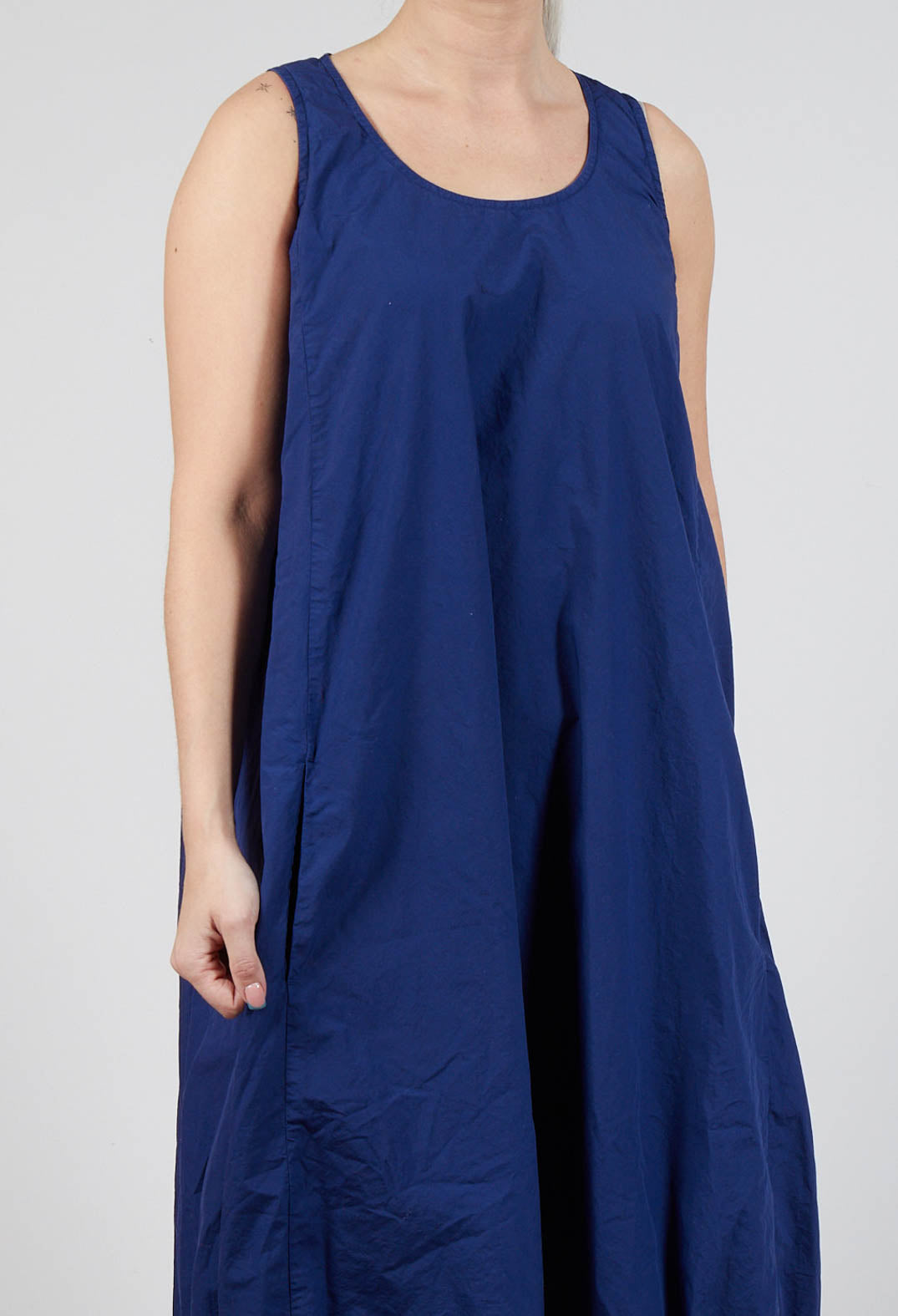 Balloon-Shaped Dress with Pull Toggle Hemline in Ocean