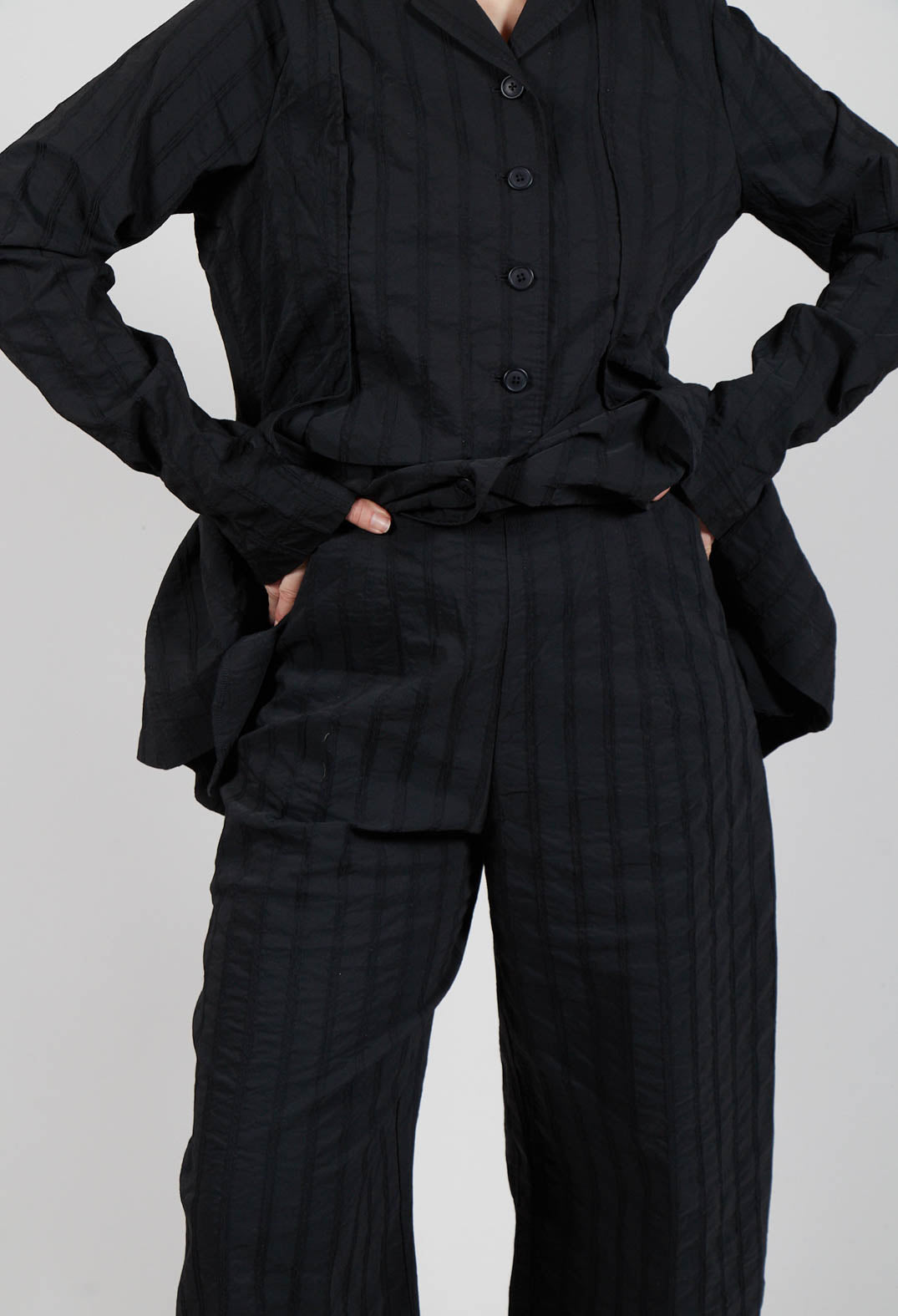 Cropped Straight Leg Trousers in Black