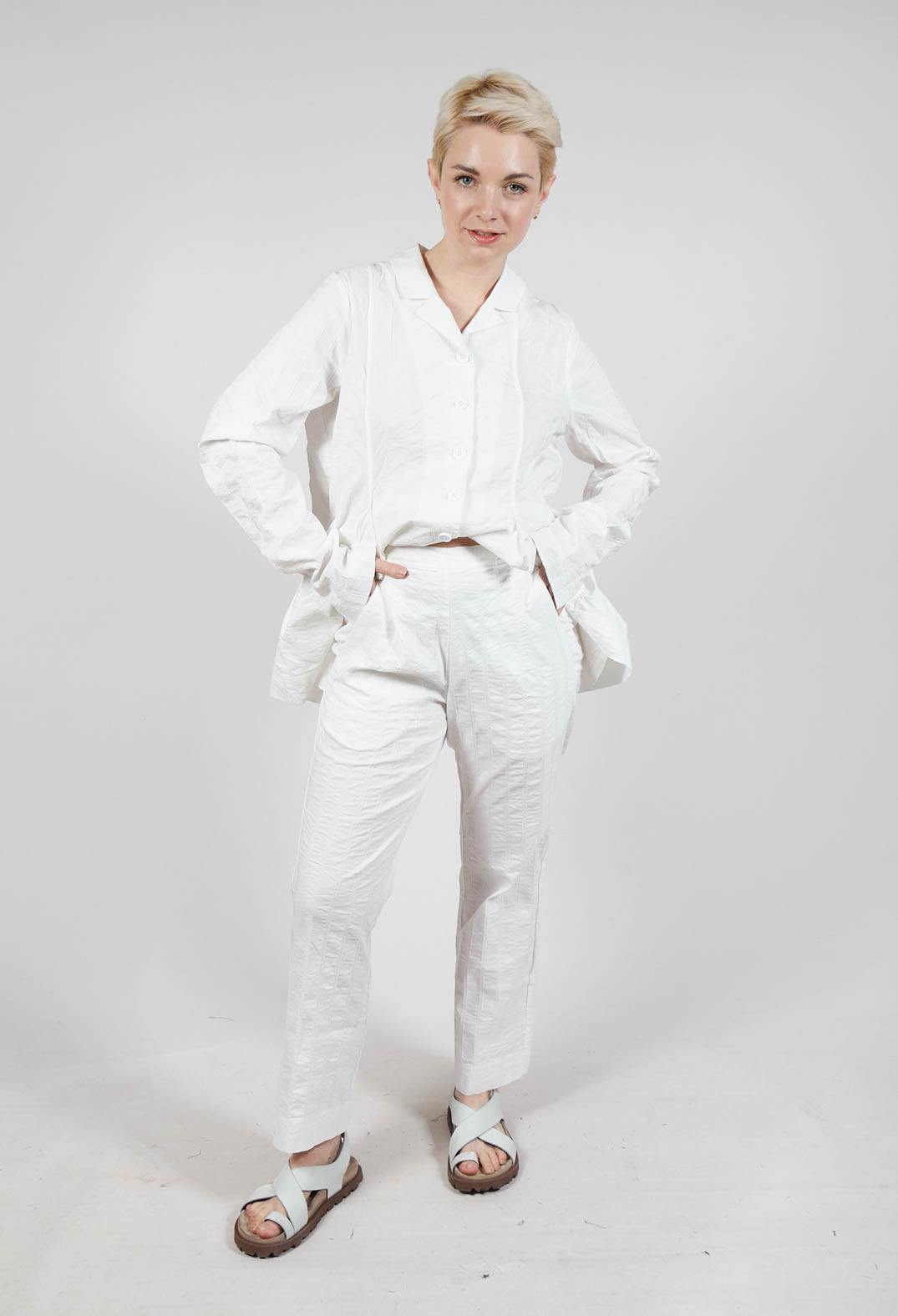 Pull On Straight Leg Trousers in Offwhite