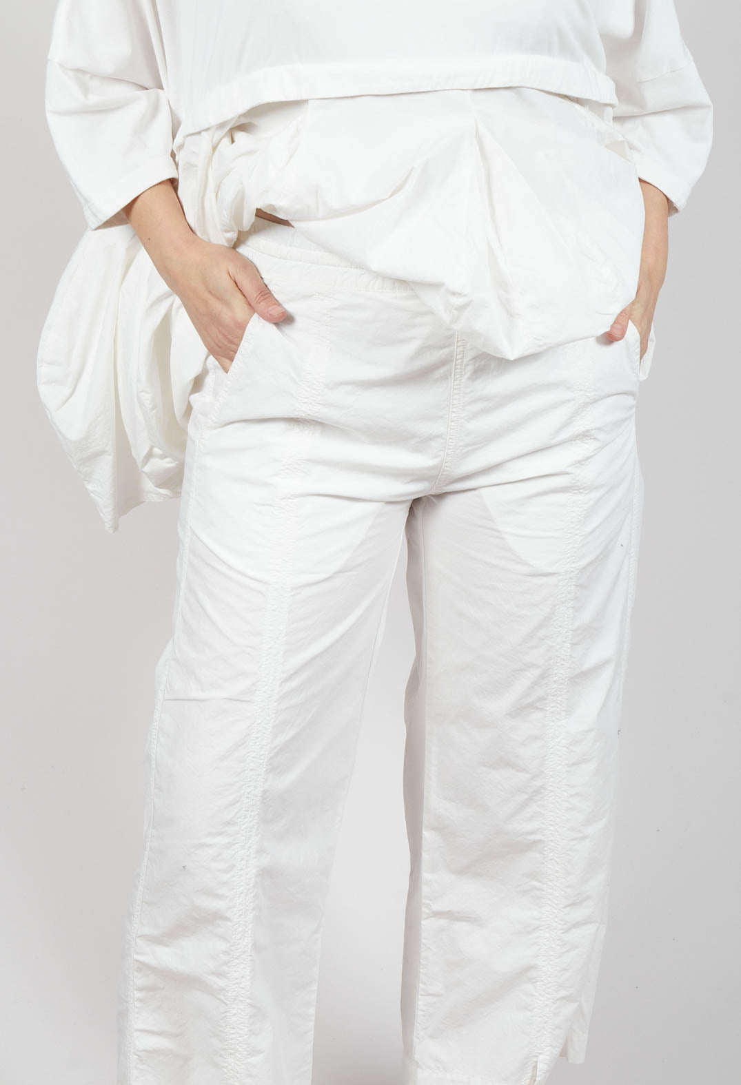 Wide Leg Trousers in Offwhite