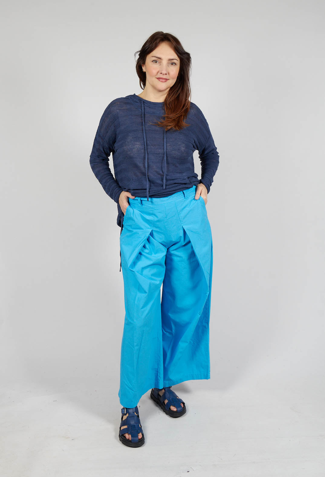 Trousers with Oversized Pleats in Malibu
