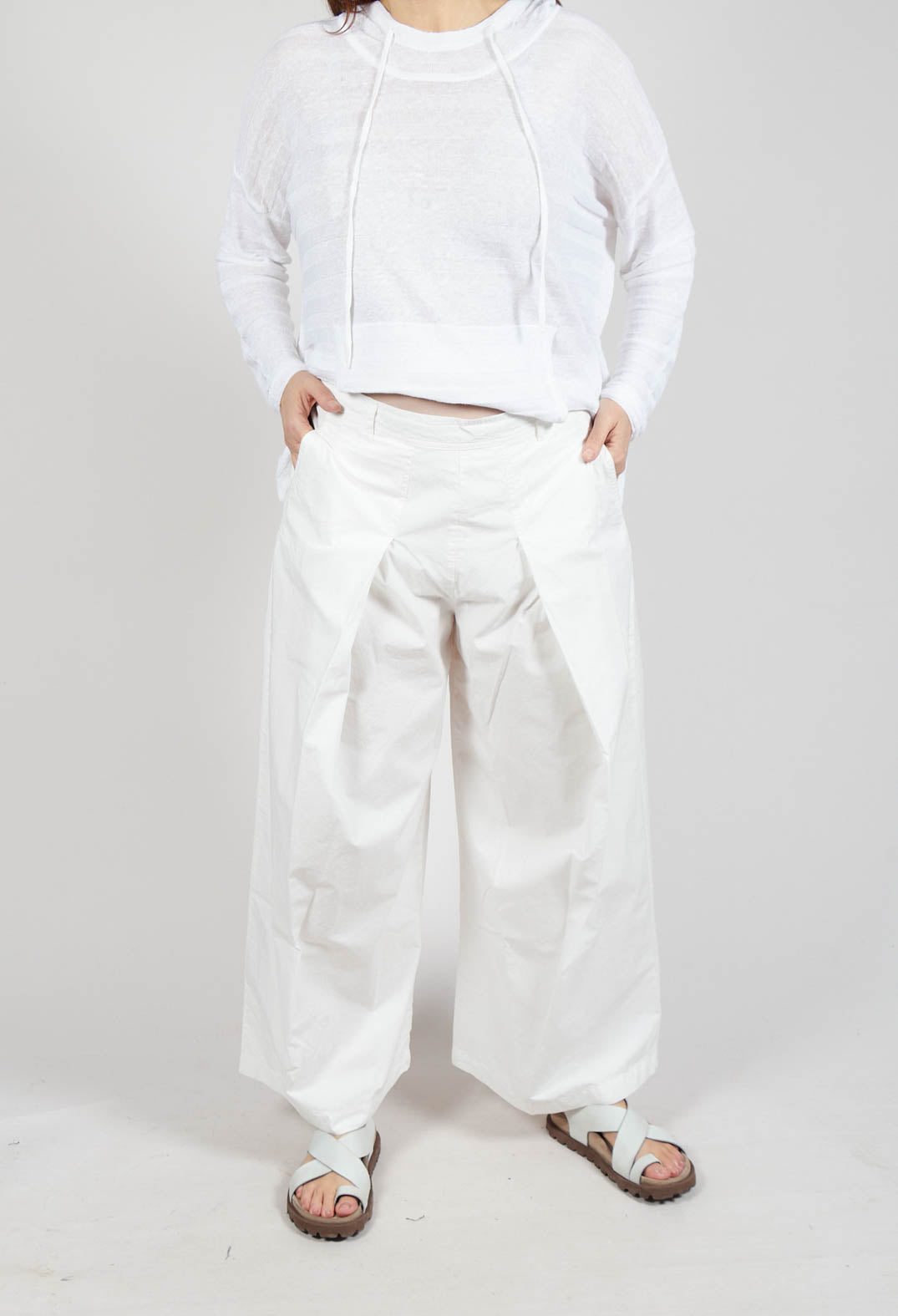 Trousers with Oversized Pleats in Offwhite