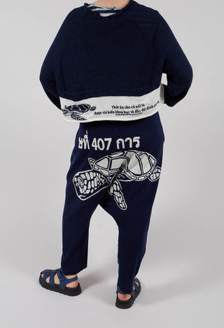 Lightweight Knitted Trousers in Navy Offwhite