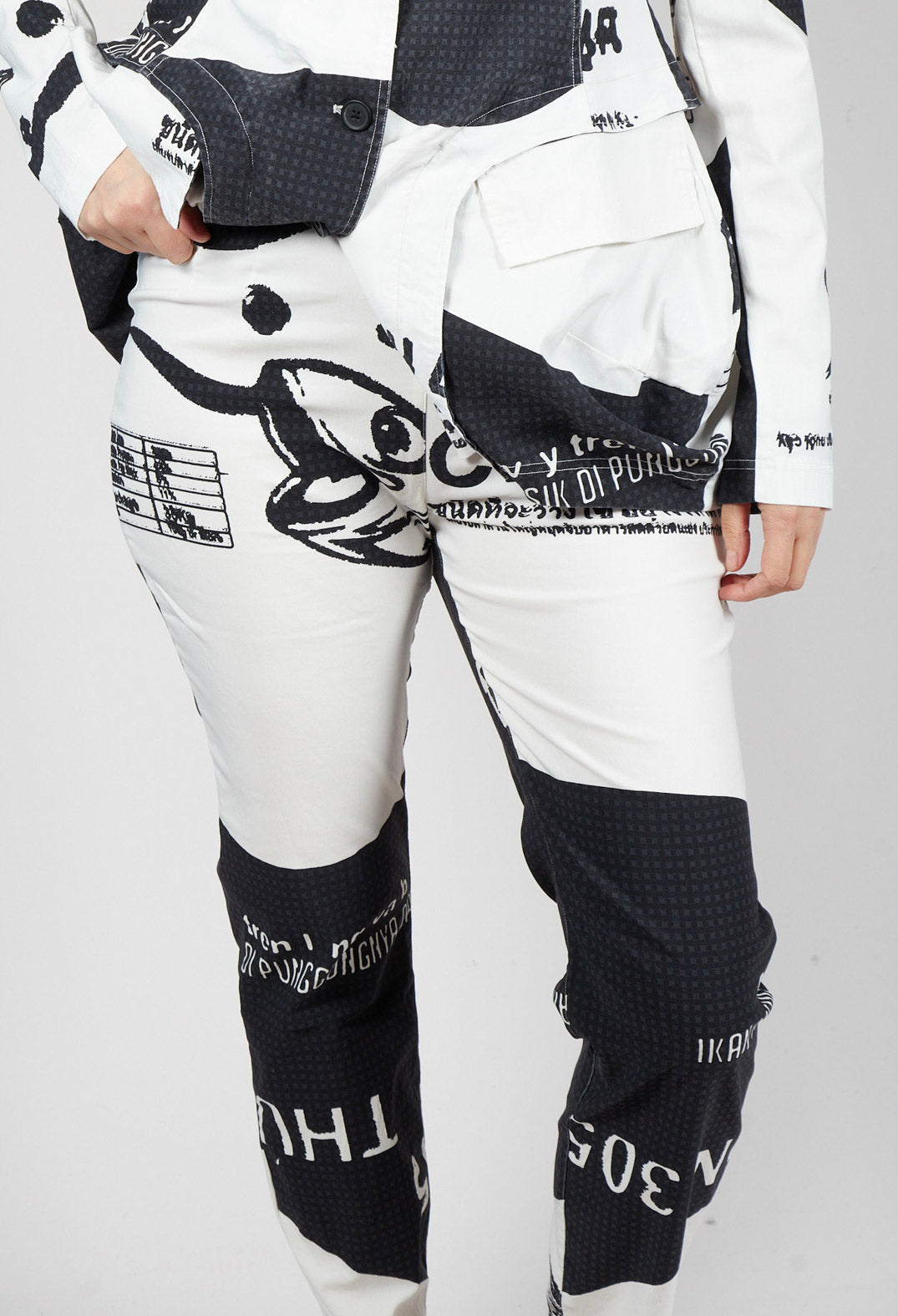 Pull On Skinny Fit Trousers in Black Print