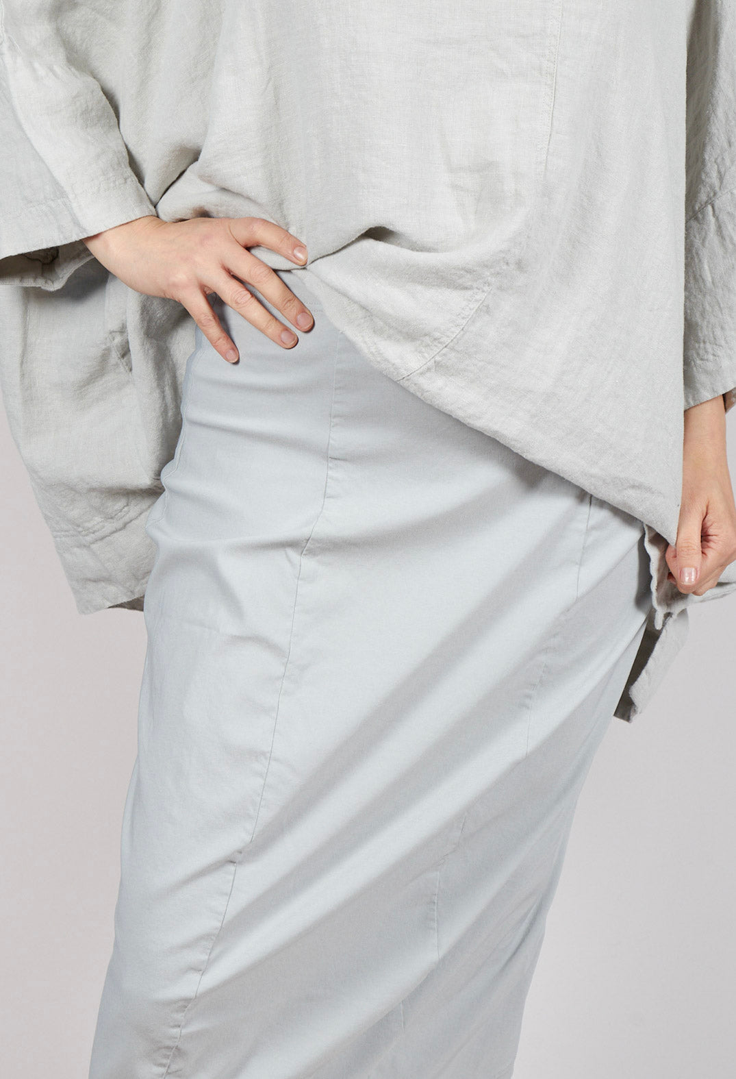 Pull On Curved Hem Pencil Skirt in Grey Pull On Curved Hem Pencil Skirt in Grey