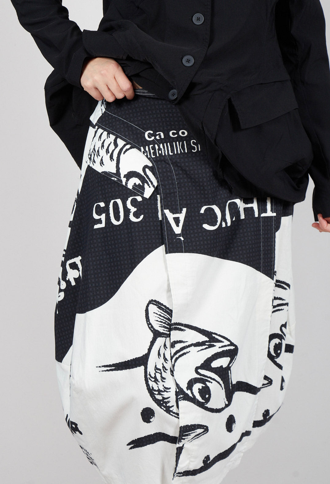 Tulip Skirt with Front Panel in Black Print
