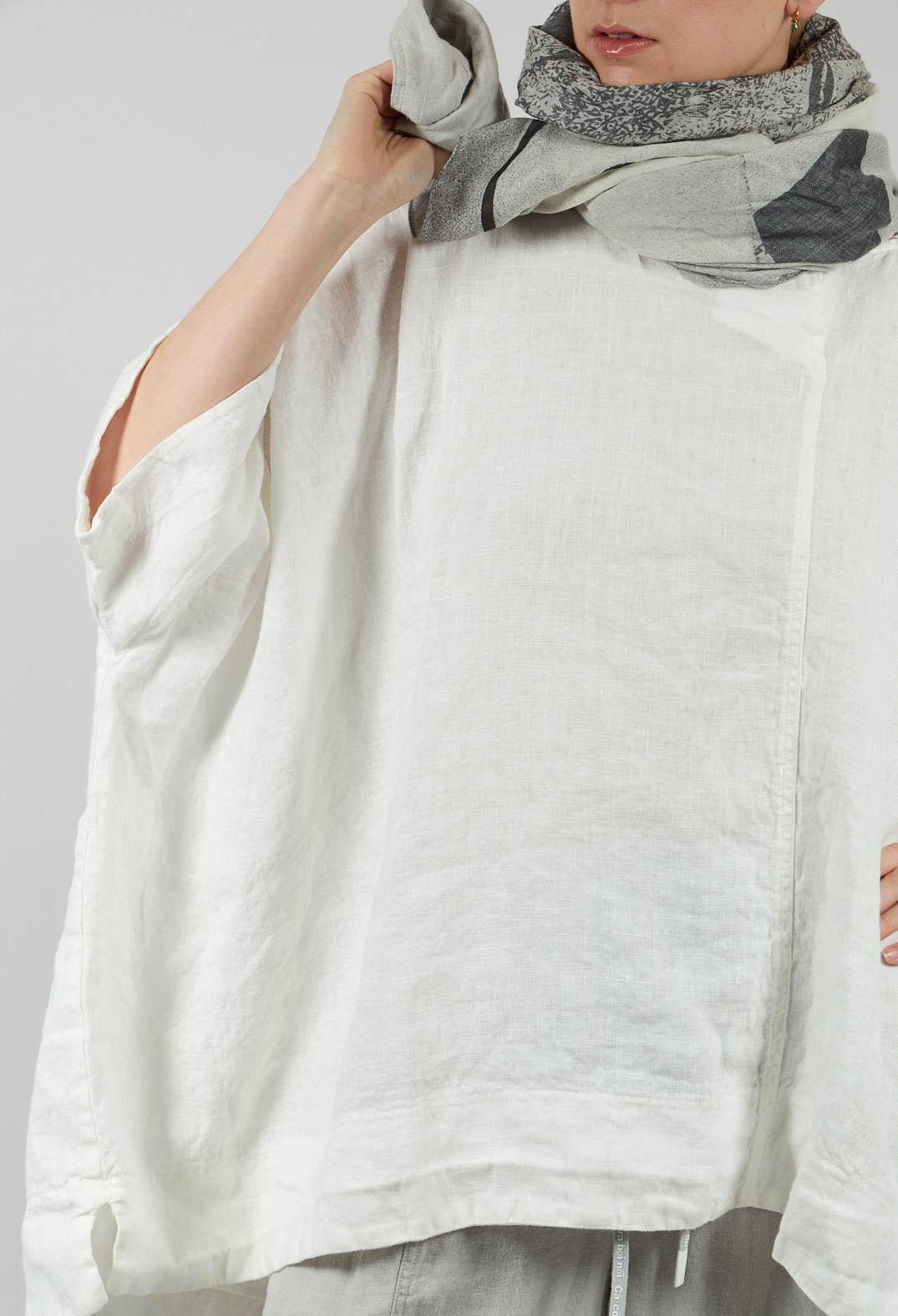 Oversized Linen Top in Offwhite