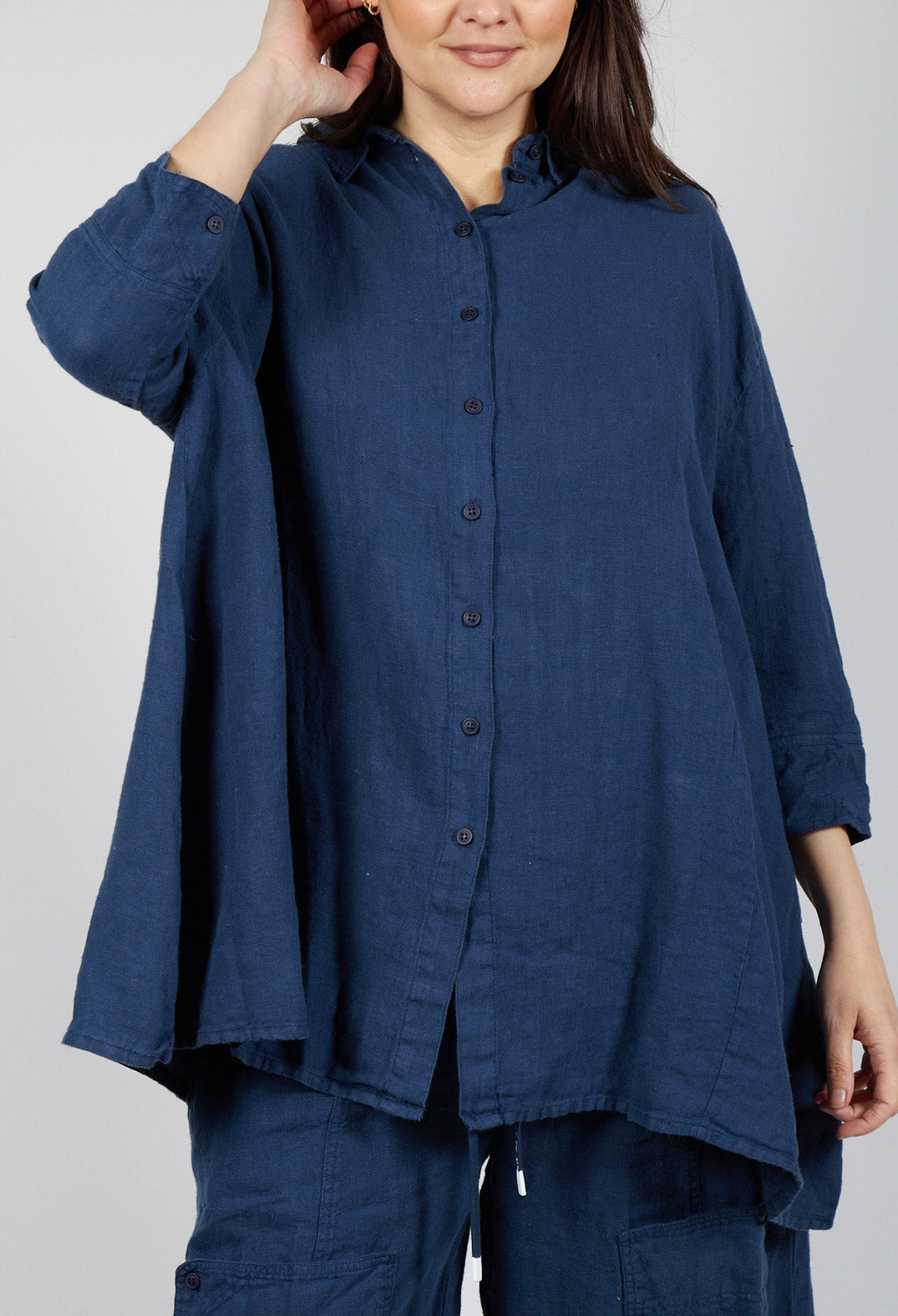 Oversized Linen Shirt in Navy
