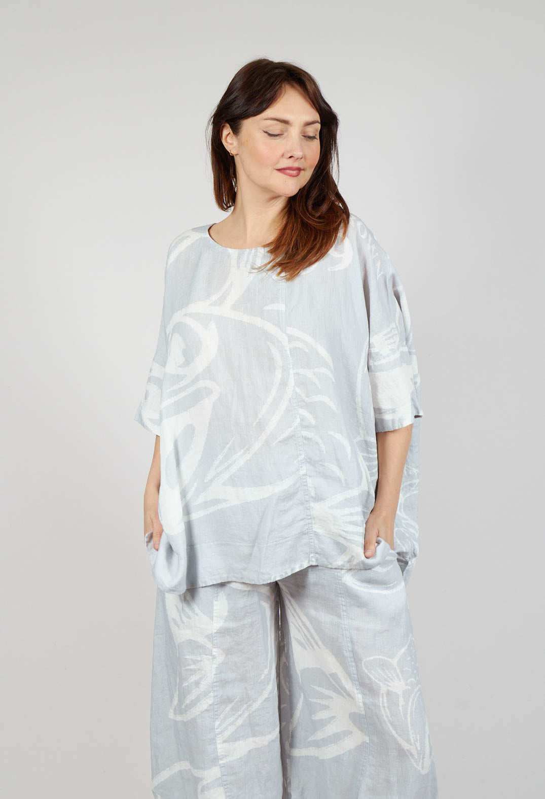 Linen Oversized Top in Grey Print