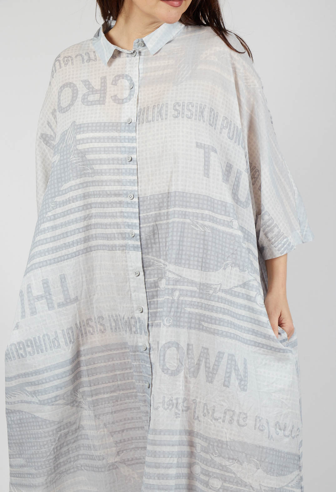 Oversized Lightweight Shirt Dress in Grey Print