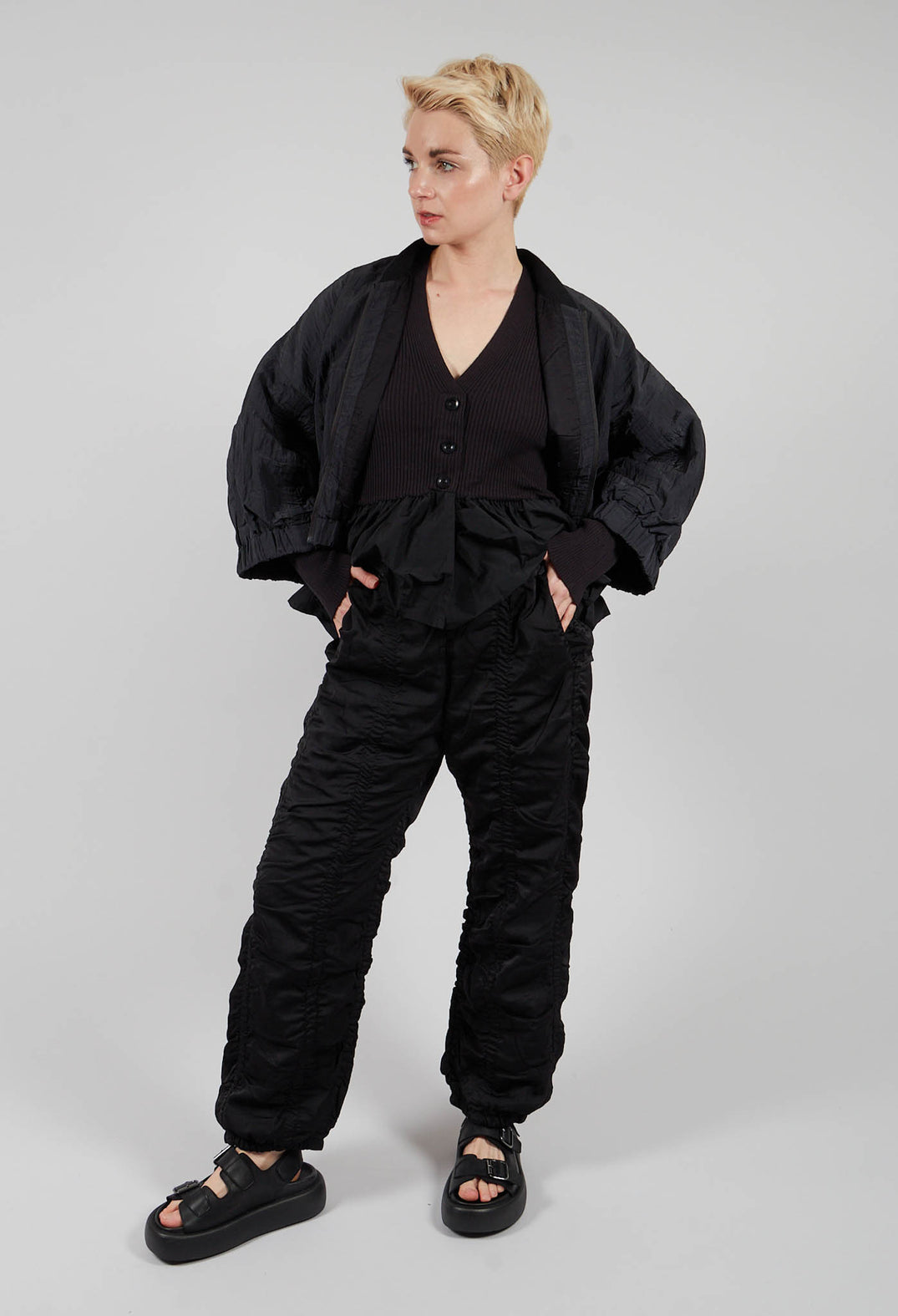 Oishi Trousers in Black