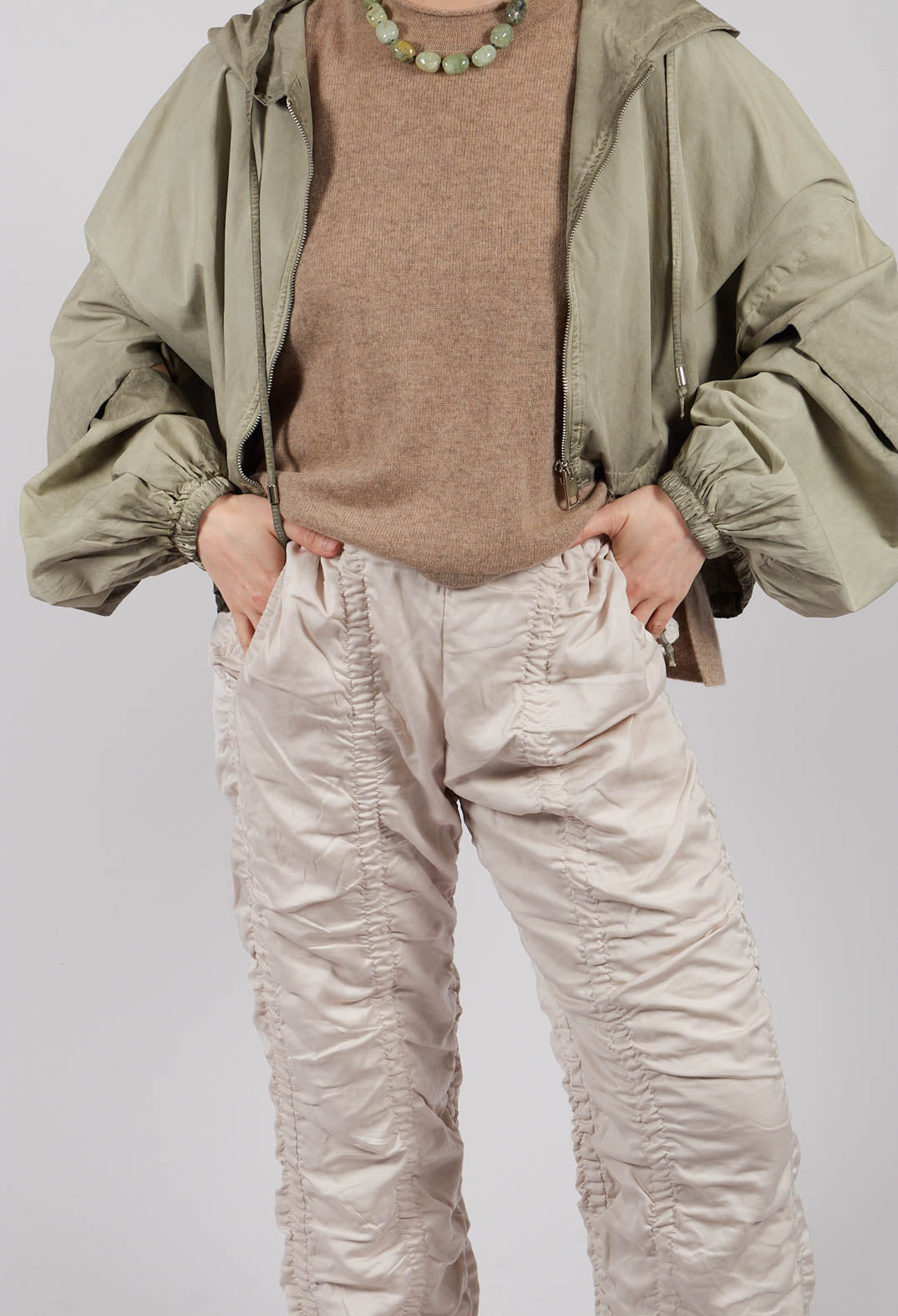 Oishi Trousers in Cream
