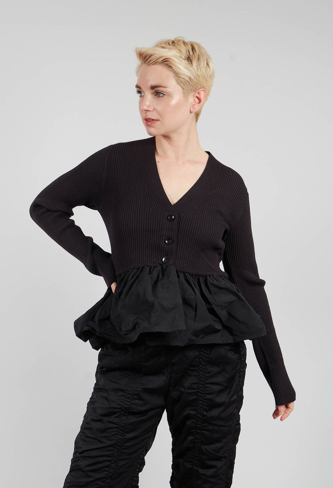 Saku Blouse in Black