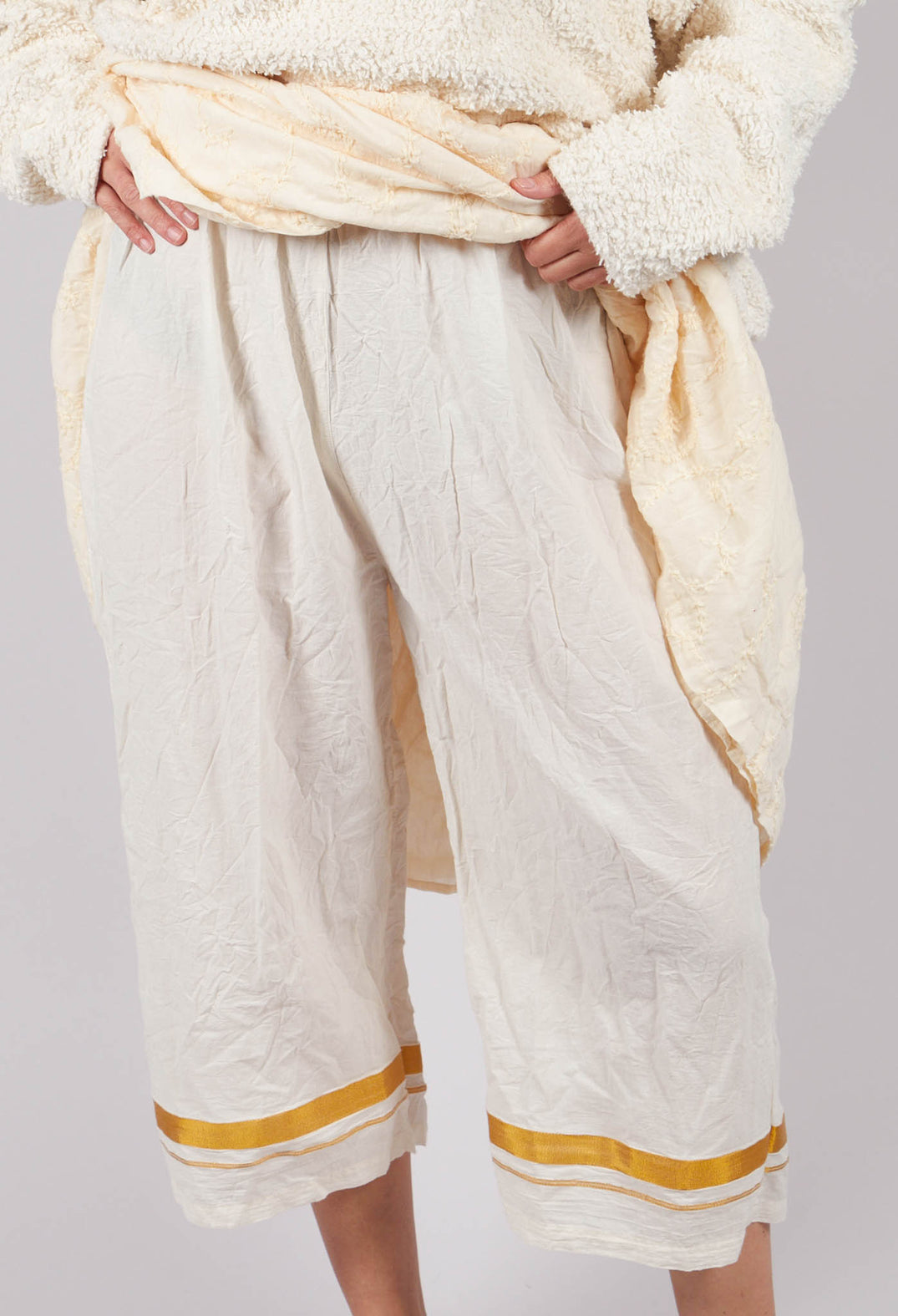 Henny Gold Stripe Trousers in Gold Stripe