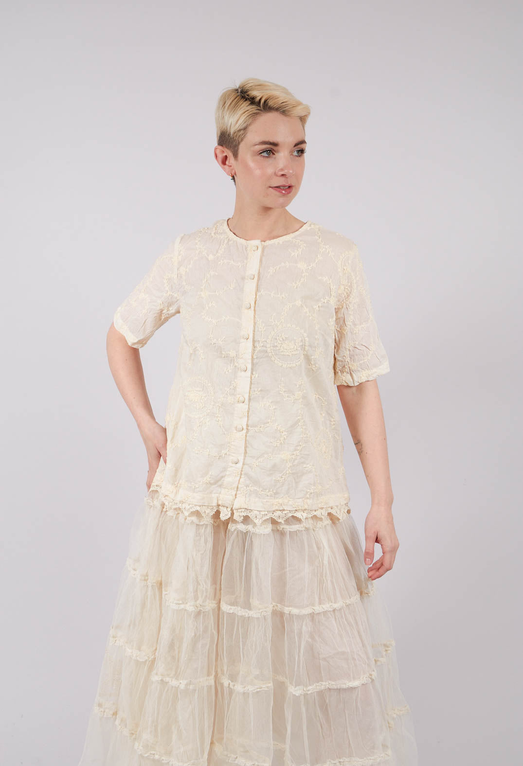 Gun Blouse in Cream