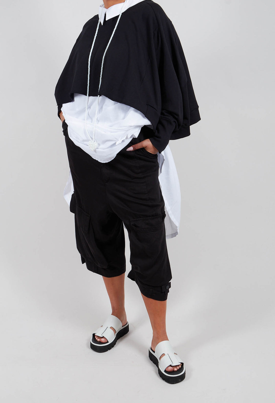 Big Pocket Trousers in Black